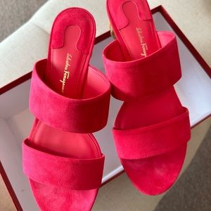 Salvatore Ferragamo Belluno Slide